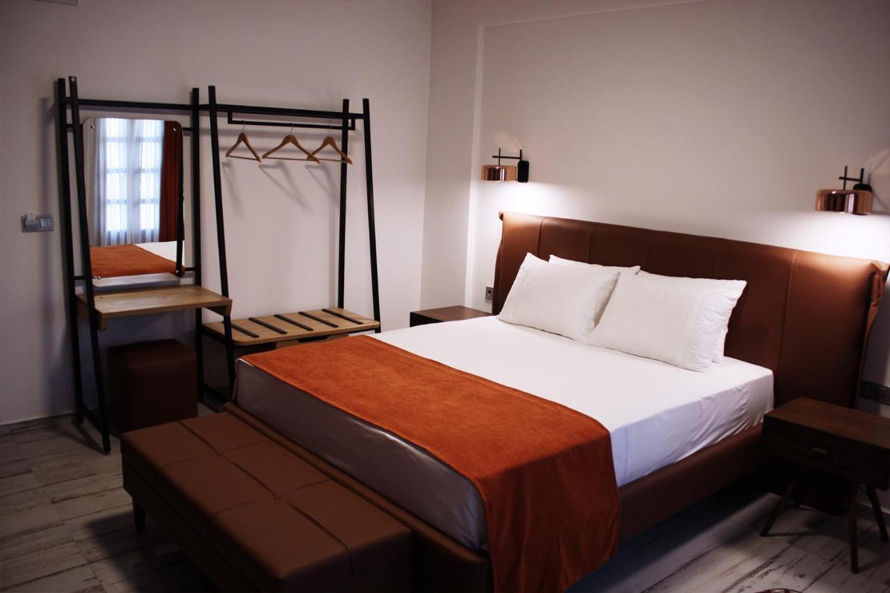 Pintura Urla Hotel Extérieur photo